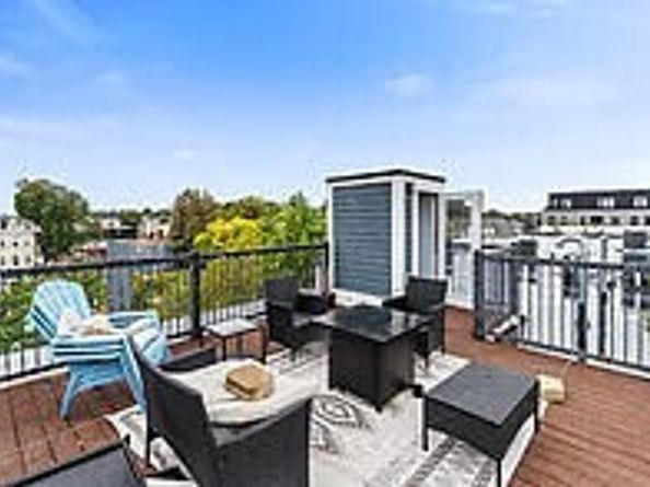 950 Dorchester Ave 304, Boston MA 02125