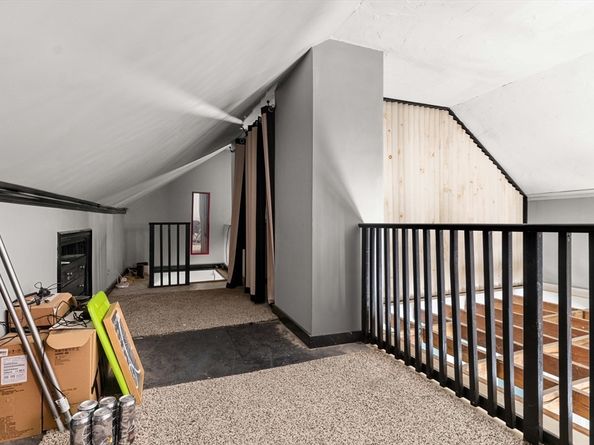 71 Glendale, Worcester MA 01602