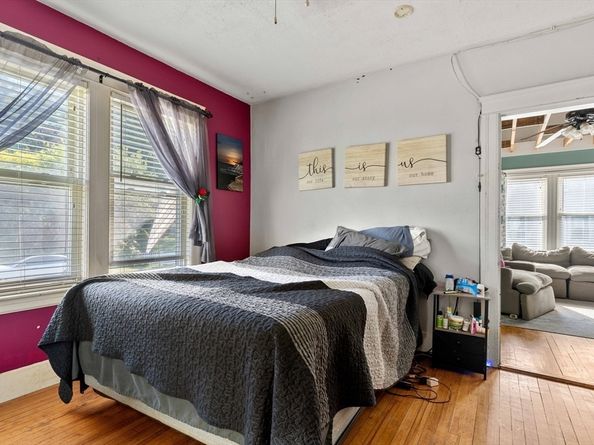 71 Glendale, Worcester MA 01602