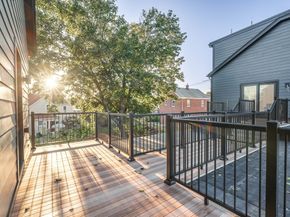 290 Watertown St 3, Newton MA 02458