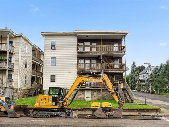 5 Oliver, Southbridge MA 01550