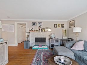 19 Highland Ter, Worcester MA 01602