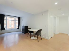 100 Lovejoy Wharf 5P, Boston MA 02114
