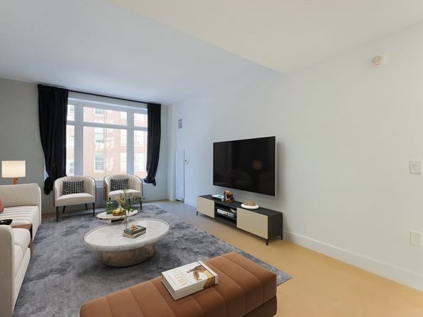 100 Lovejoy Wharf 5P, Boston MA 02114