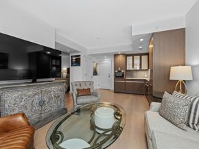 100 Lovejoy Wharf 5L, Boston MA 02114