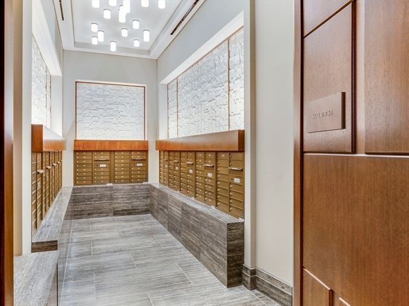 100 Lovejoy Wharf 5L, Boston MA 02114