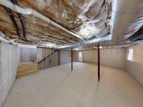 41 Modoc St, Worcester MA 01604