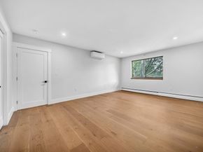 935 Washington St 8, Newton MA 02460