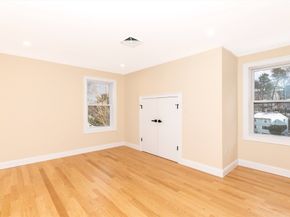 23 Hillcrest St, Waltham MA 02451
