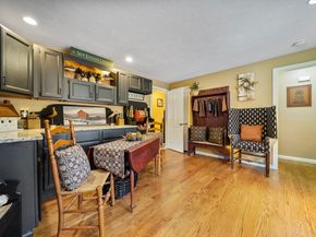 69 Farquhar Road, Sturbridge MA 01566