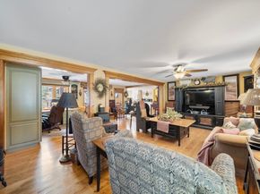 69 Farquhar Road, Sturbridge MA 01566