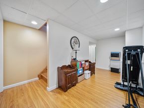 69 Farquhar Road, Sturbridge MA 01566