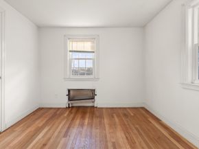 83 Dean St, Norwood MA 02062