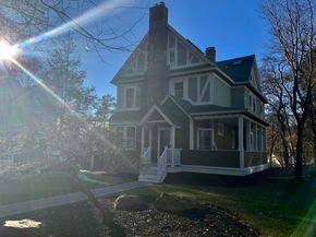 59 Beechmont St, Worcester MA 01609