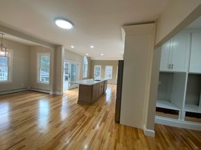 59 Beechmont St, Worcester MA 01609