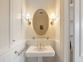 64 Commonwealth Ave 5, Boston MA 02116