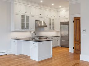 64 Commonwealth Ave 5, Boston MA 02116