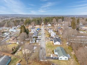 51 Rouville Ave, Gardner MA 01440