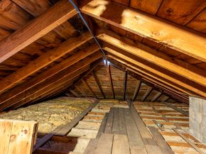 51 Rouville Ave, Gardner MA 01440