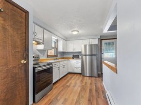 5 Catherine St, Clinton MA 01510