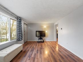 5 Catherine St, Clinton MA 01510