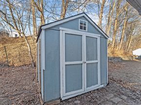 5 Catherine St, Clinton MA 01510