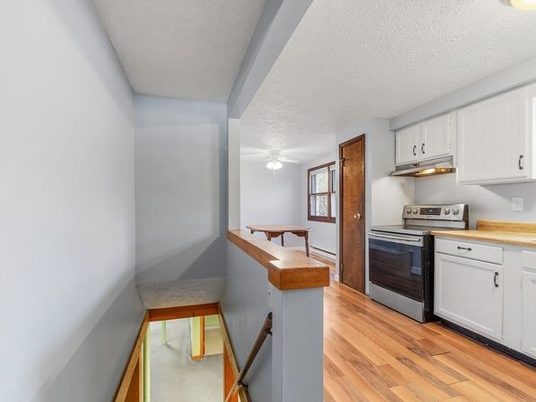 5 Catherine St, Clinton MA 01510