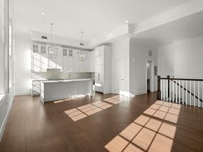 20 Mechanic Square 3, Marblehead MA 01945