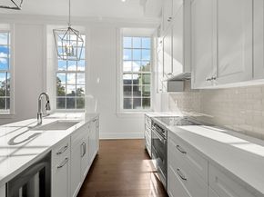 20 Mechanic Square 3, Marblehead MA 01945