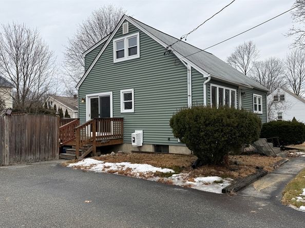 6 Anthony Rd, Tewksbury MA 01876