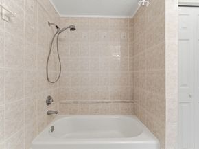 3 Silver Hill Ln 6, Natick MA 01760