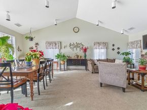 3 Silver Hill Ln 6, Natick MA 01760