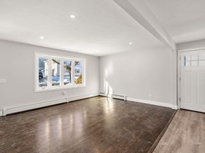 58 Wedgewood Rd, Worcester MA 01602