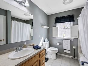 16 Heron Ln, Hopedale MA 01747