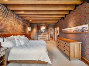 436 Lewis Wharf 436, Boston MA 02110