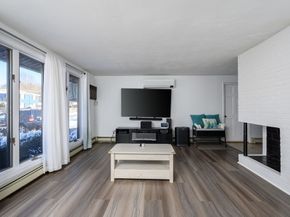 95 Rindone St, Holbrook MA 02343