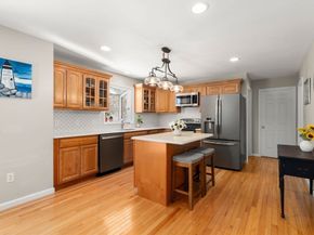 19 Preserve Way, Sturbridge MA 01566