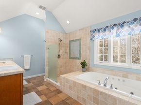 19 Preserve Way, Sturbridge MA 01566