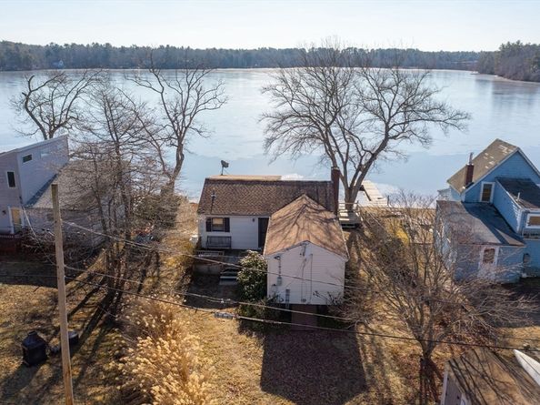 46 Blueberry Ln, Pembroke MA 02359