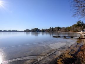 46 Blueberry Ln, Pembroke MA 02359