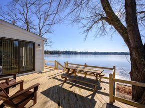 46 Blueberry Ln, Pembroke MA 02359