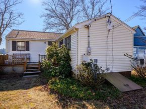 46 Blueberry Ln, Pembroke MA 02359