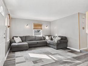 15 Primrose Rd, Billerica MA 01821