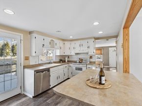 15 Primrose Rd, Billerica MA 01821