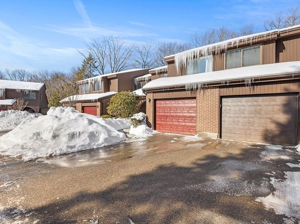 23 Tamarack Ln 23, Peabody MA 01960