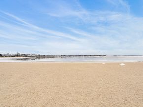 910 Saratoga Street 5, Boston MA 02128