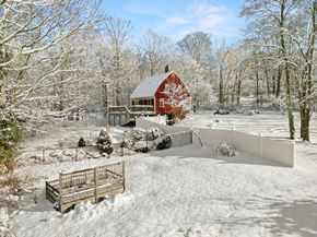 14 Sawmill Brook Rd, West Newbury MA 01985