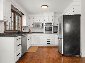 14 Sawmill Brook Rd, West Newbury MA 01985