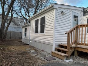 466 Newbury 20, Danvers MA 01923