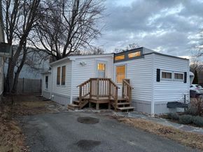 466 Newbury 20, Danvers MA 01923